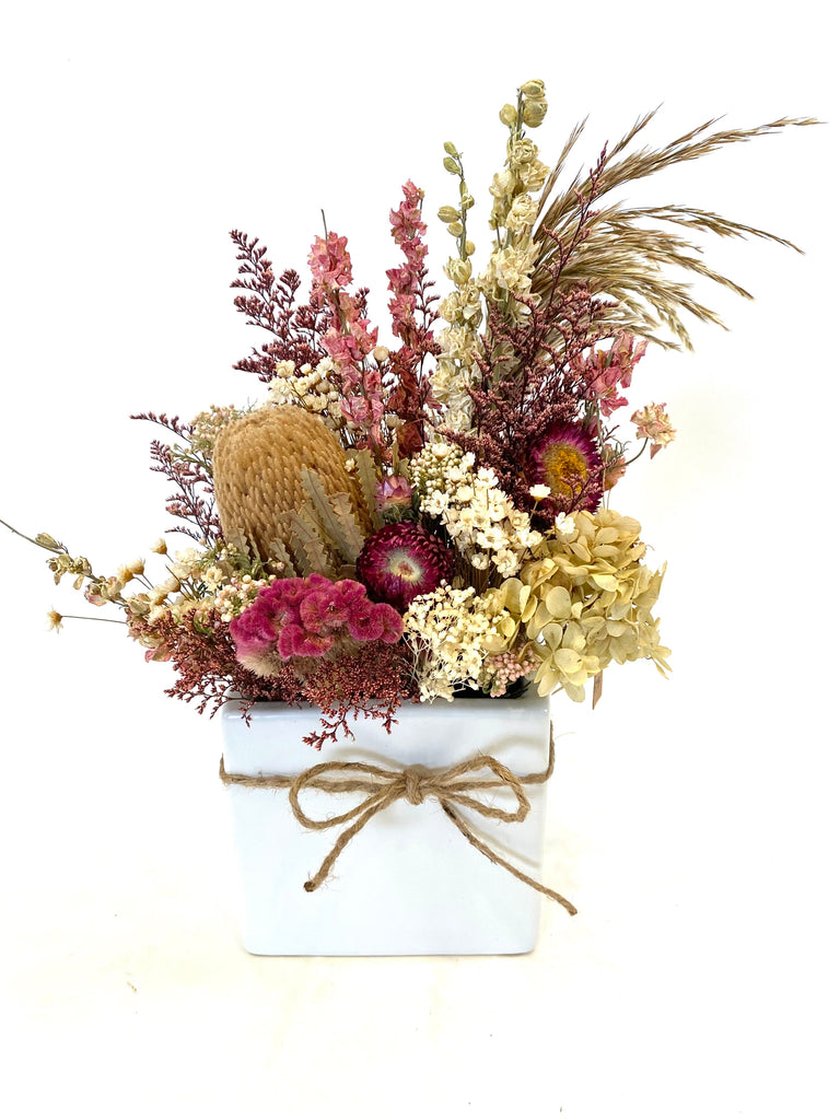 Natural Dried Floral Arrangement – Baton Rouge Succulent Co